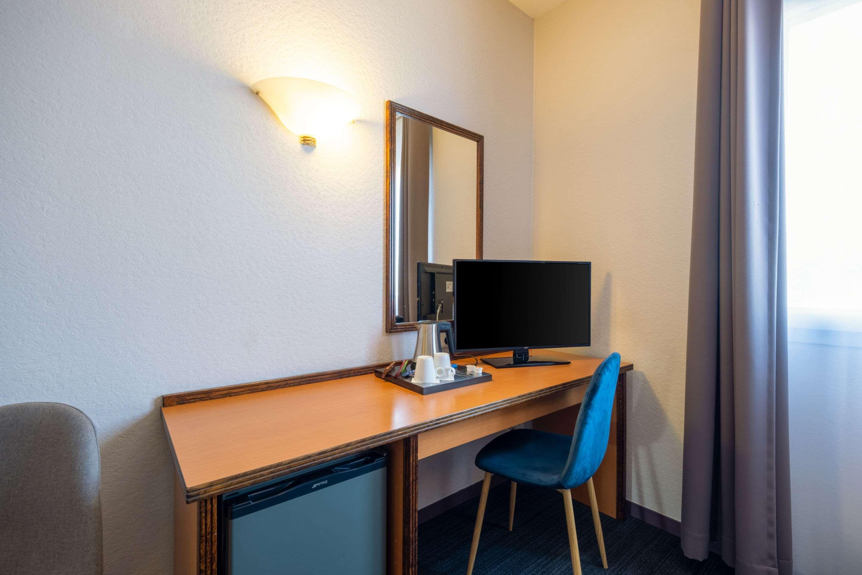 The Originals City, Hotel Paray-Le-Monial Bagian luar foto
