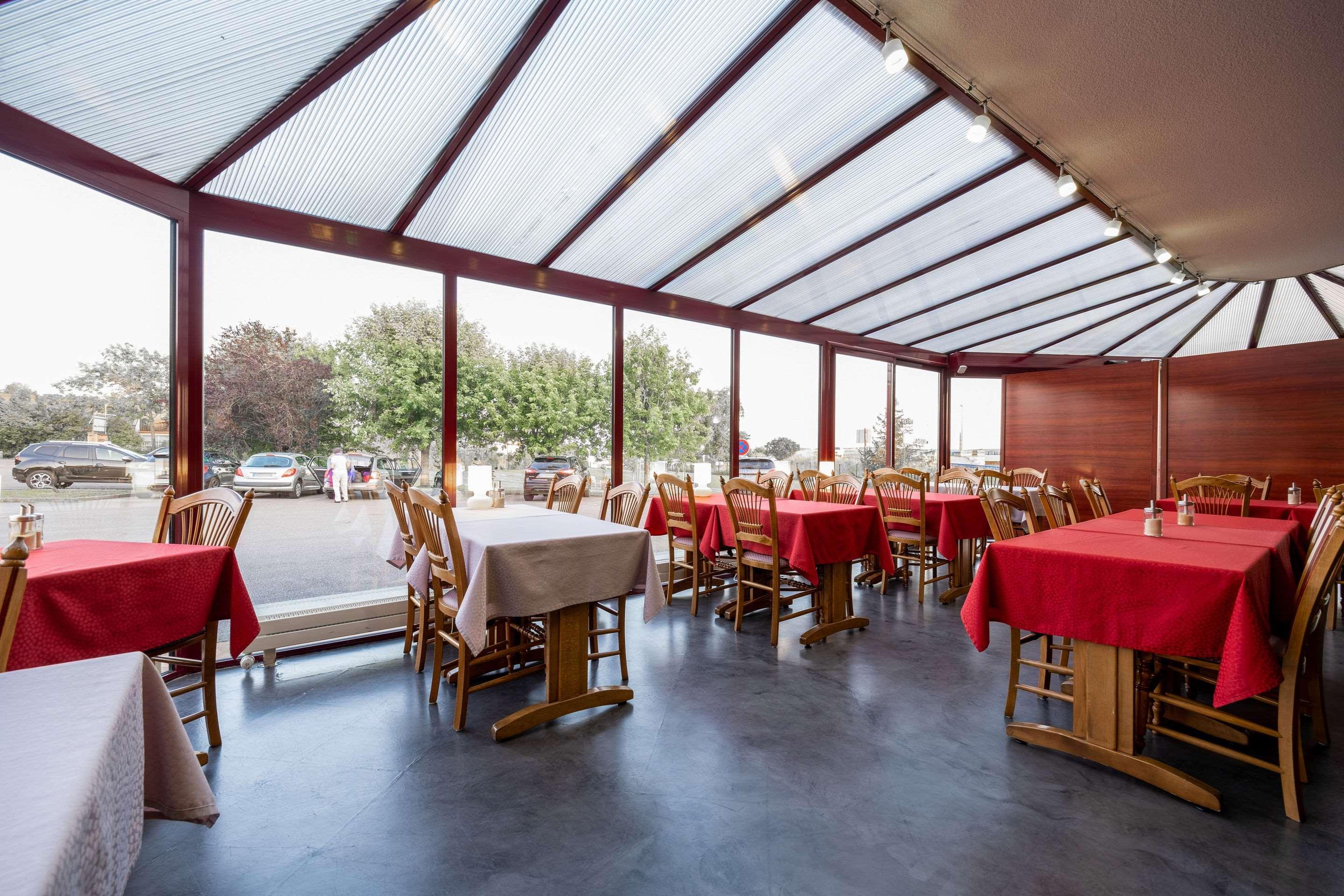 The Originals City, Hotel Paray-Le-Monial Bagian luar foto