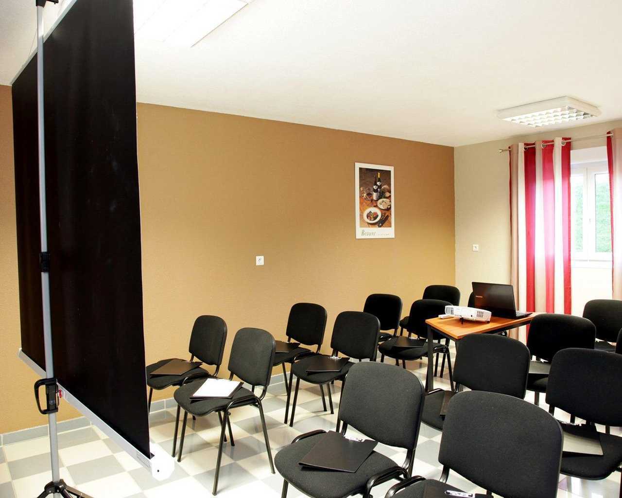 The Originals City, Hotel Paray-Le-Monial Bisnis foto